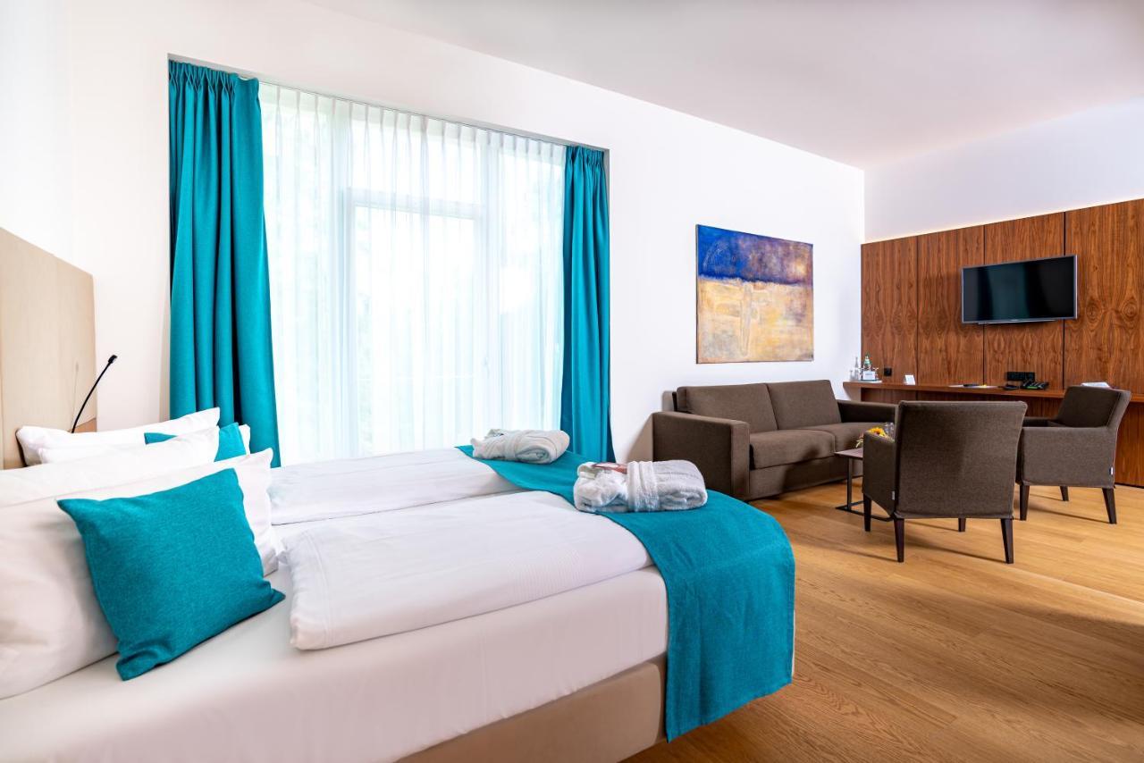 Hotel An Der Therme Бад Зулца Екстериор снимка