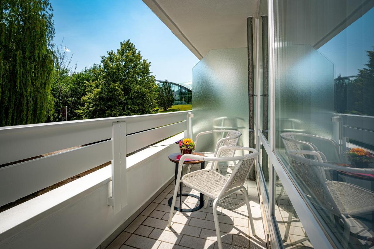 Hotel An Der Therme Бад Зулца Екстериор снимка