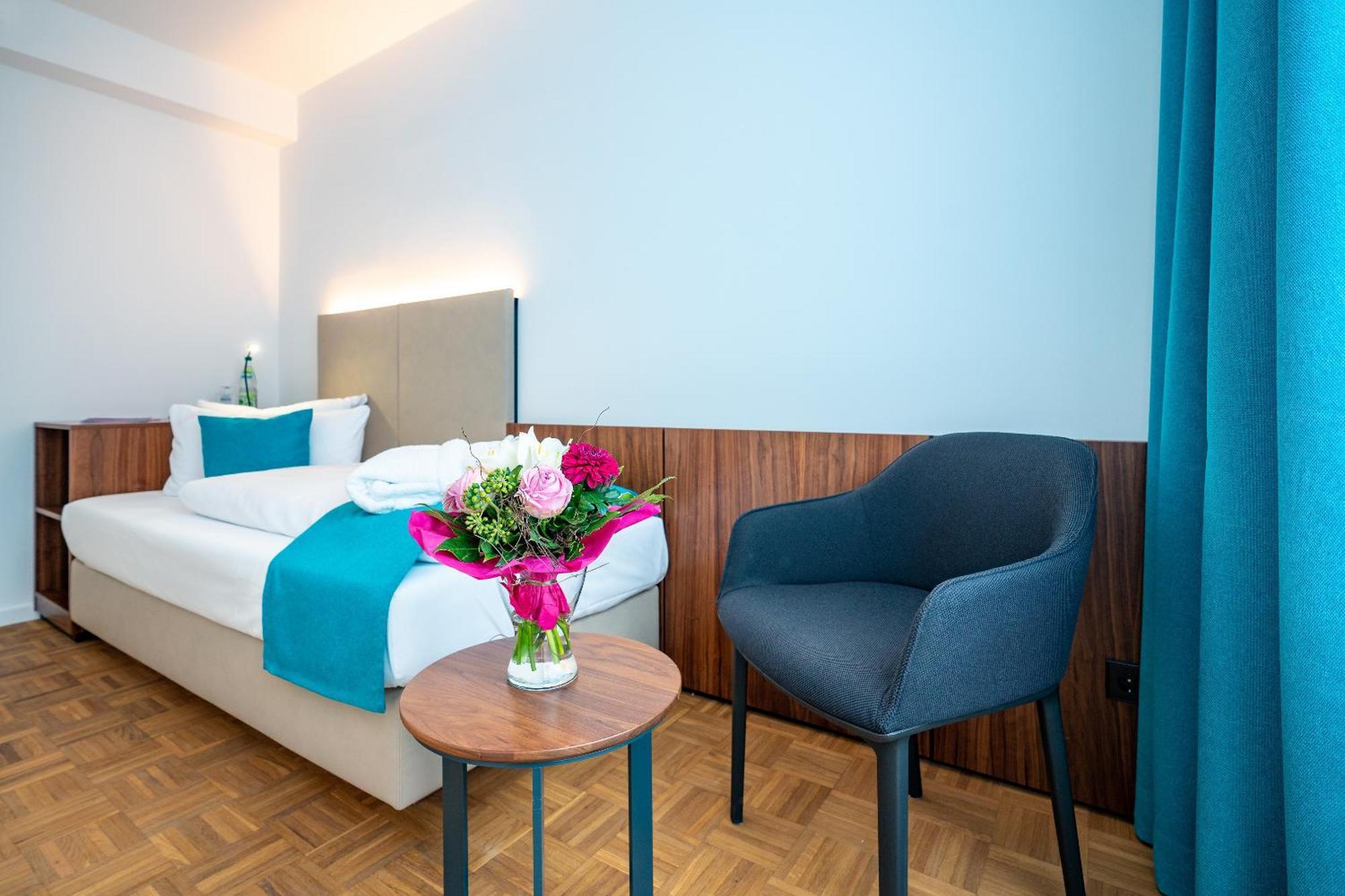 Hotel An Der Therme Бад Зулца Стая снимка