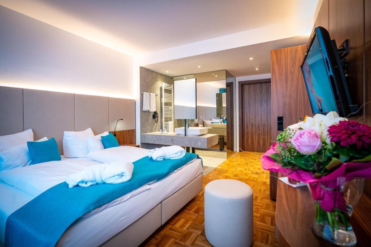 Hotel An Der Therme Бад Зулца Екстериор снимка